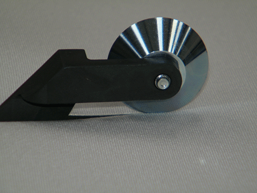Ultrasonic slitting tool